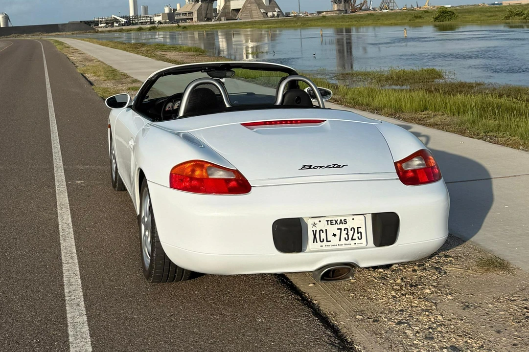 1999 Porsche 986 Boxster - Image 14 of 31
