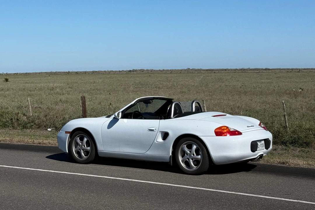 1999 Porsche 986 Boxster - Image 11 of 31