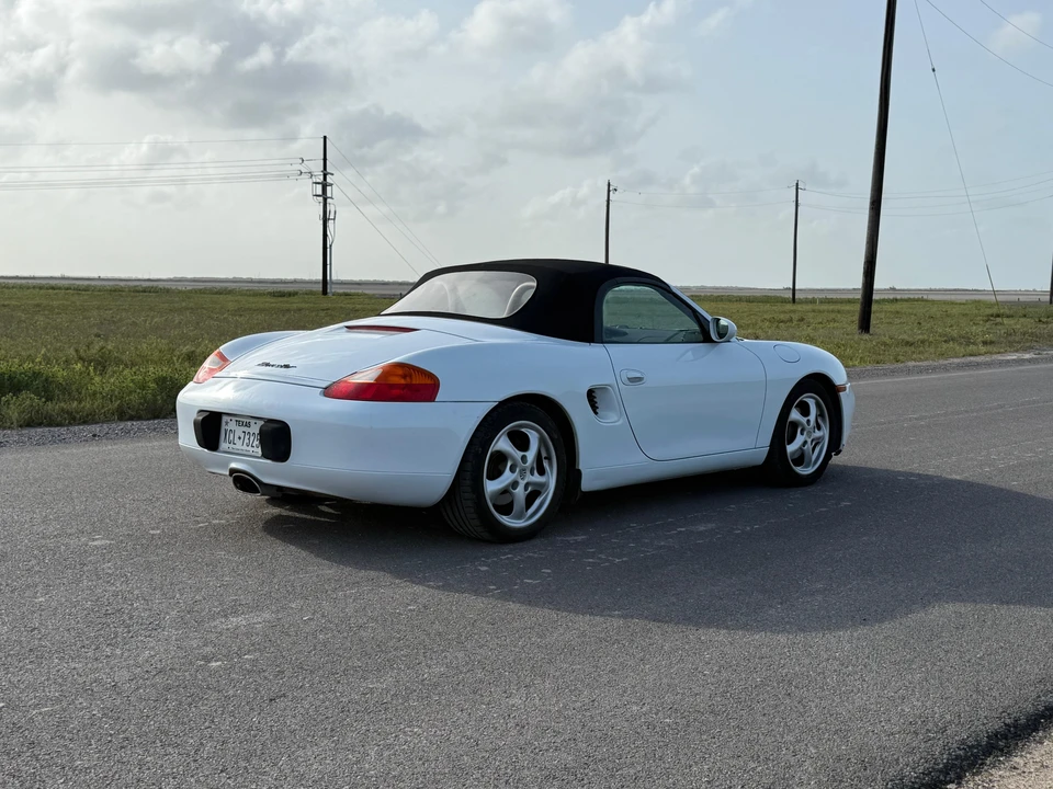 1999 Porsche 986 Boxster - Image 16 of 31