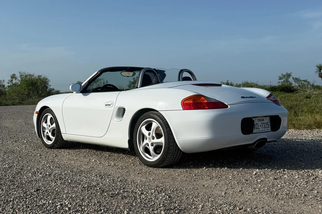 1999 Porsche 986 Boxster - Image 13 of 31