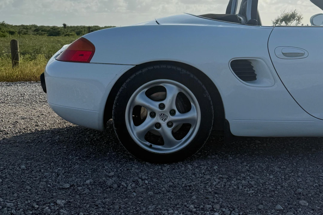 1999 Porsche 986 Boxster - Image 22 of 31