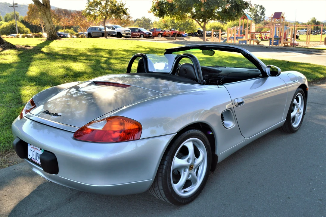 1999 Porsche 986 Boxster - Image 12 of 31