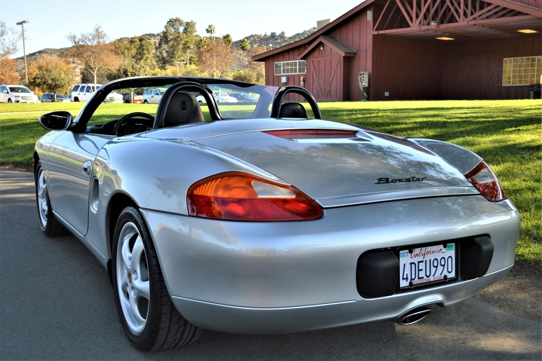 1999 Porsche 986 Boxster - Image 10 of 31
