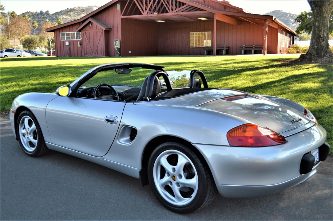 1999 Porsche 986 Boxster - Image 9 of 31