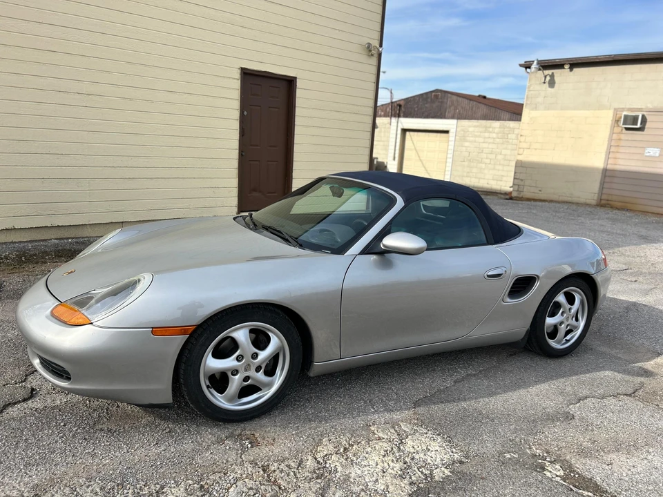 1999 Porsche 986 Boxster - Image 24 of 31