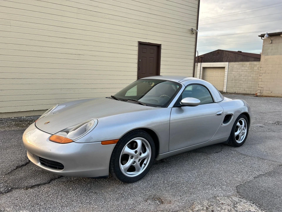 1999 Porsche 986 Boxster - Image 14 of 31