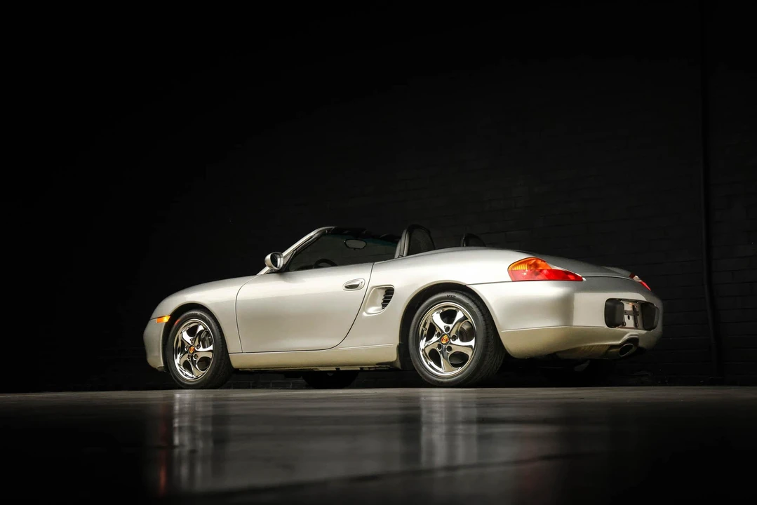 1999 Porsche 986 Boxster - Image 14 of 31
