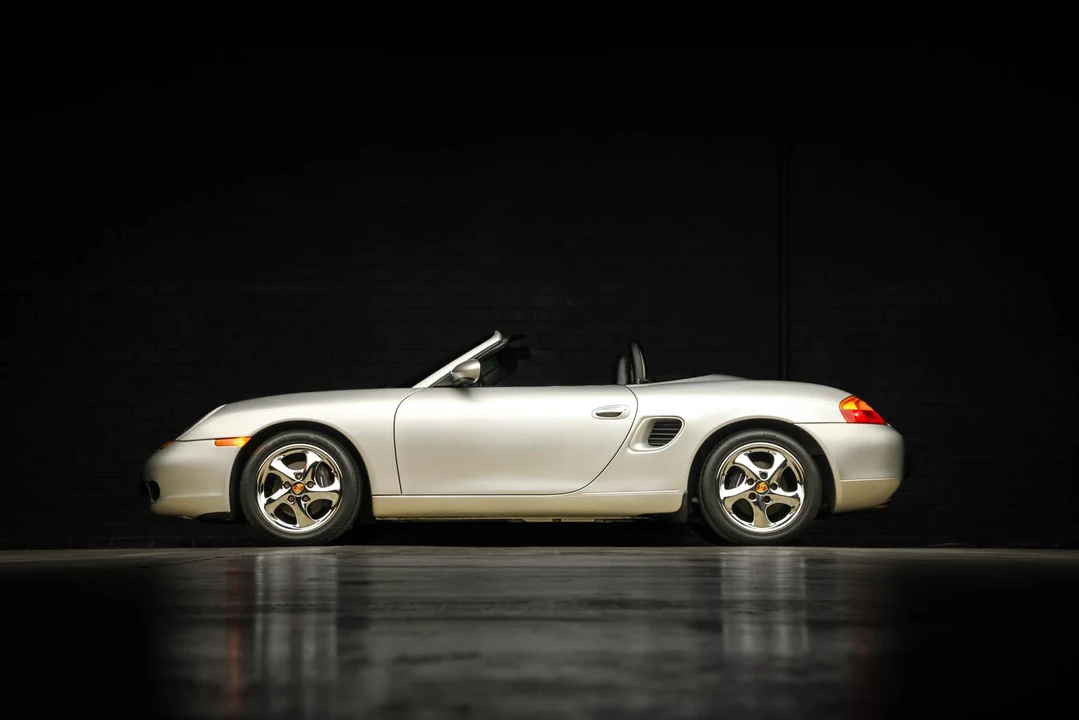 1999 Porsche 986 Boxster - Image 12 of 31