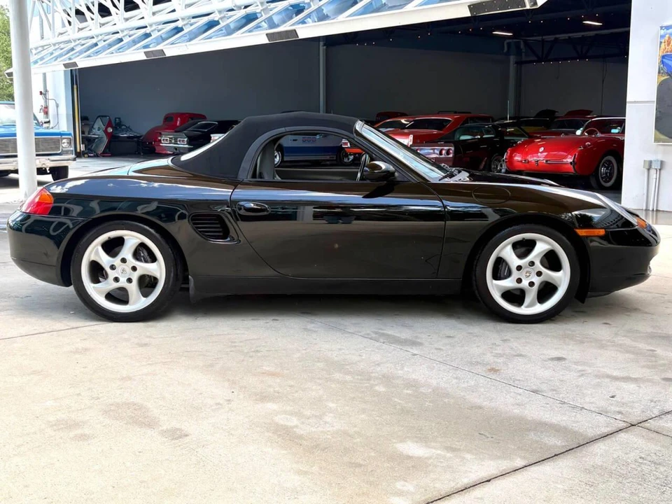 1999 Porsche 986 Boxster - Image 23 of 31