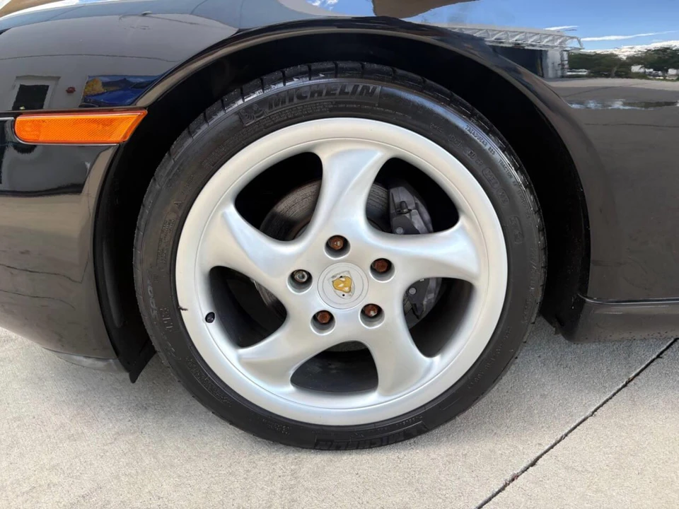 1999 Porsche 986 Boxster - Image 28 of 31