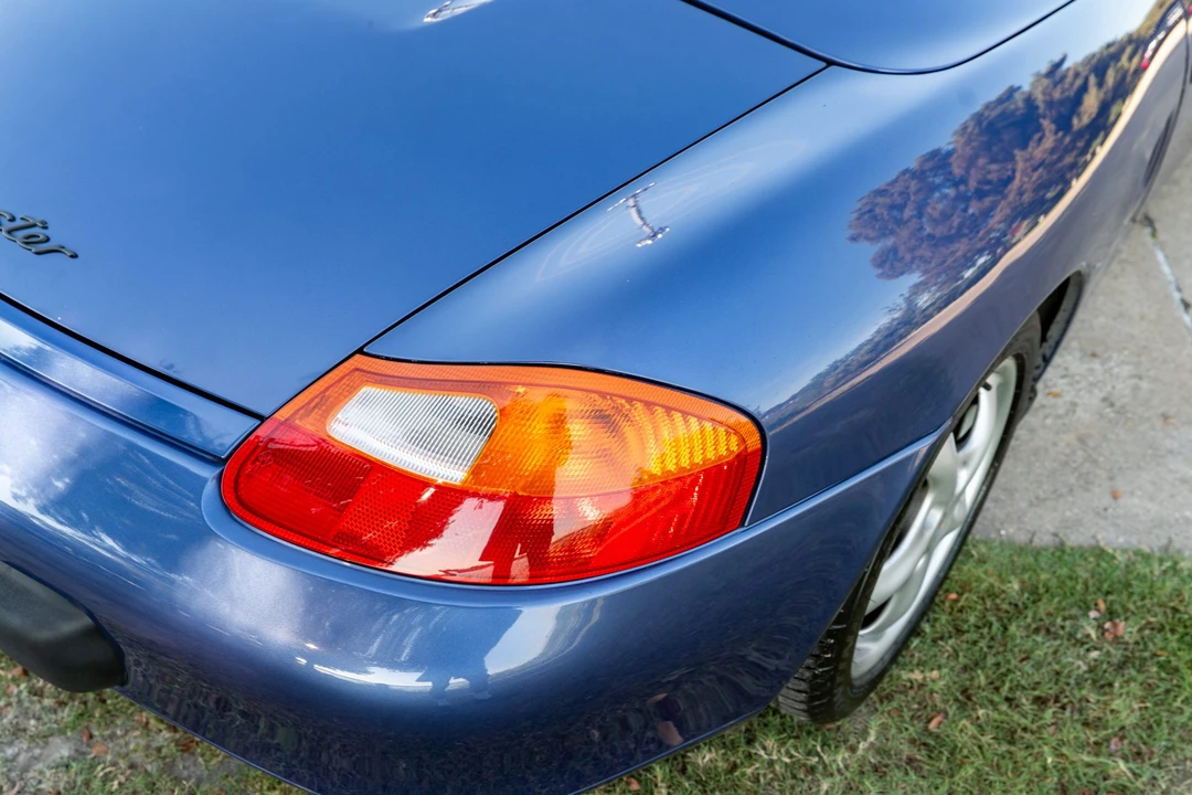 1999 Porsche 986 Boxster - Image 28 of 31