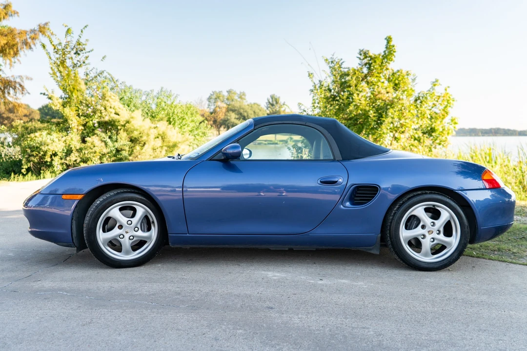 1999 Porsche 986 Boxster - Image 16 of 31