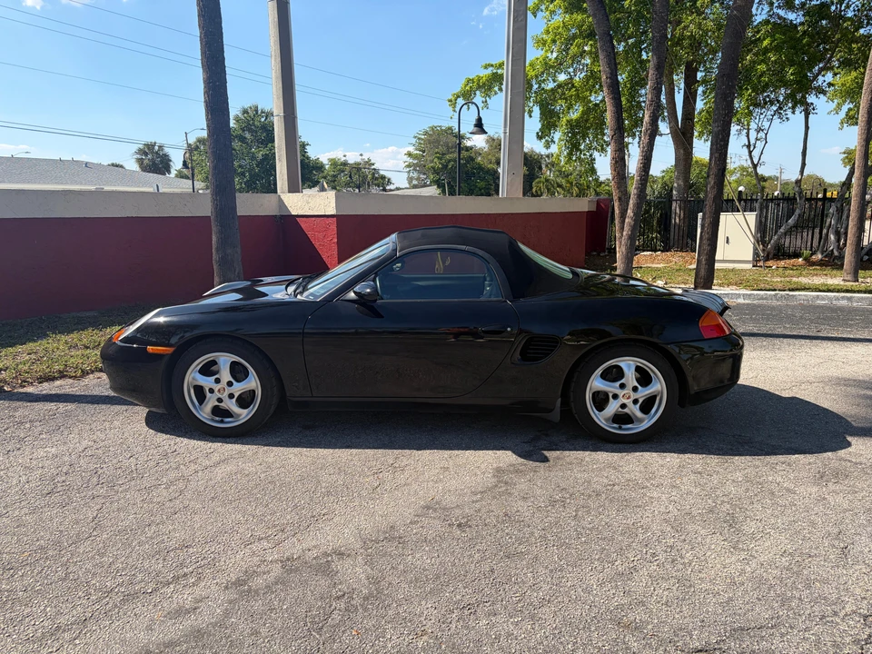 1999 Porsche 986 Boxster - Image 17 of 31