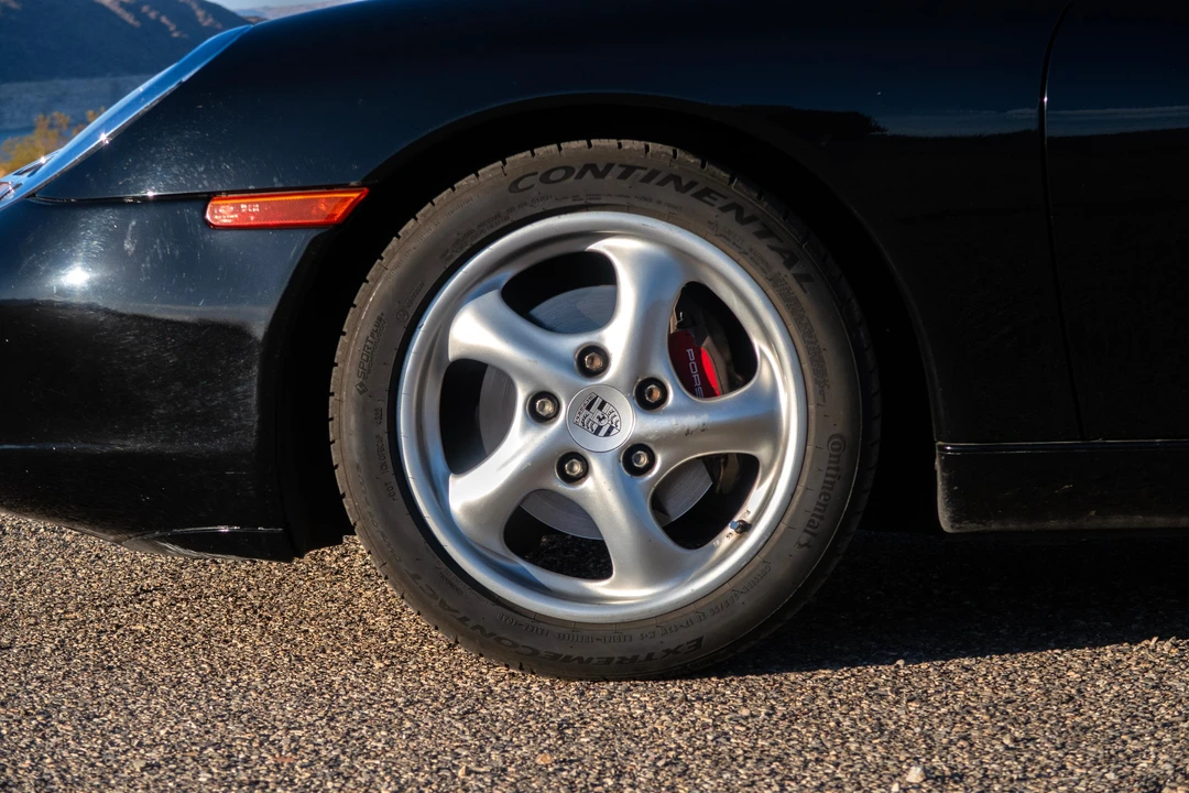 1999 Porsche 986 Boxster - Image 29 of 31