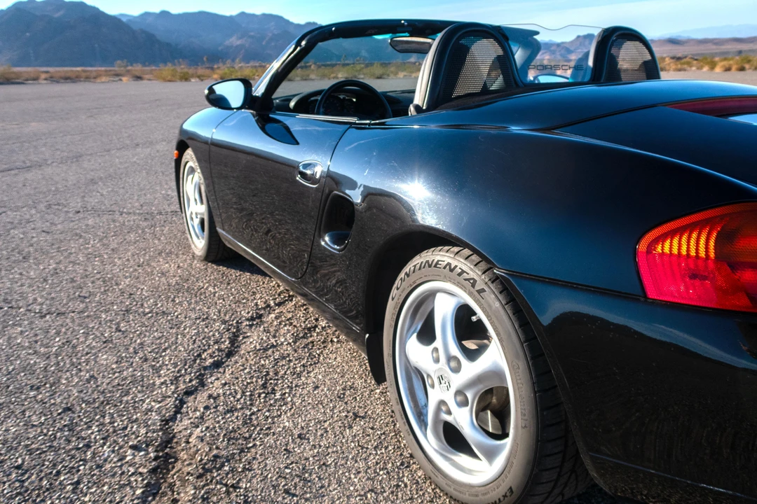 1999 Porsche 986 Boxster - Image 17 of 31