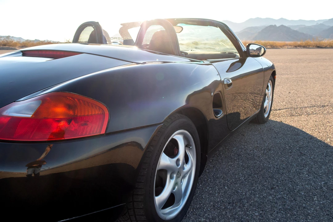 1999 Porsche 986 Boxster - Image 24 of 31