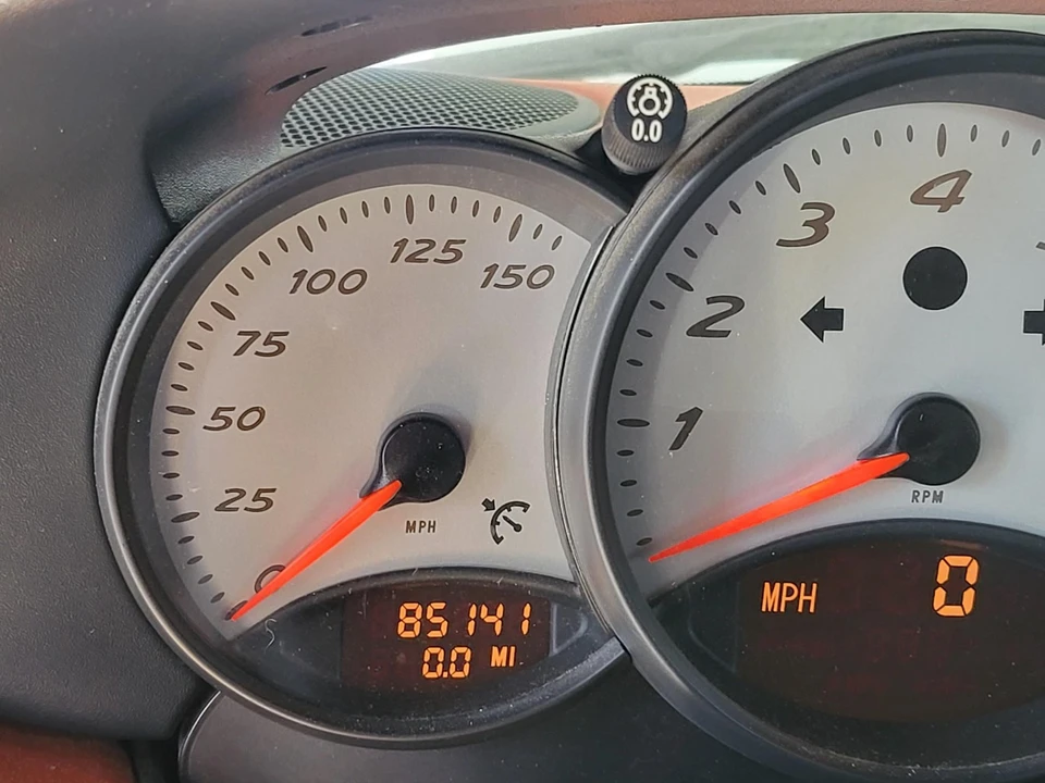 1999 Porsche 986 Boxster - Image 11 of 16