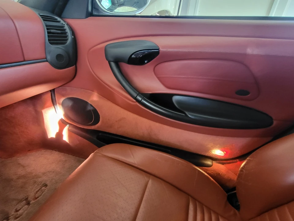 1999 Porsche 986 Boxster - Image 13 of 16