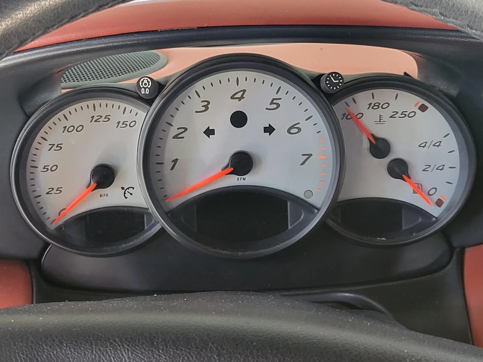1999 Porsche 986 Boxster - Image 9 of 16