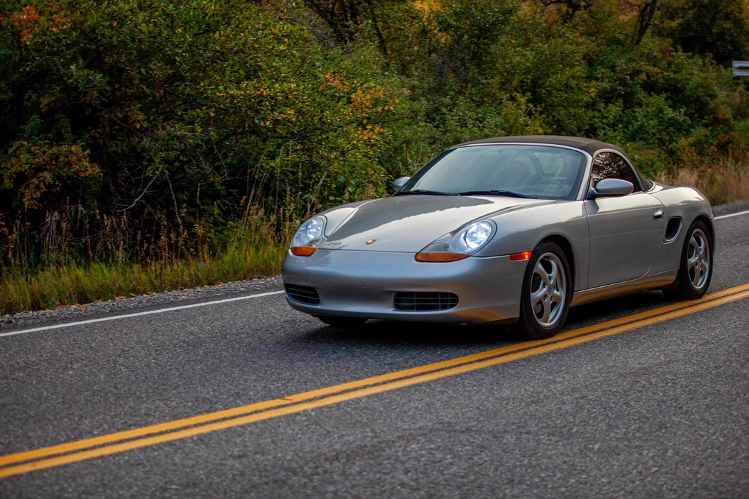 1999 Porsche 986 Boxster - Image 12 of 31