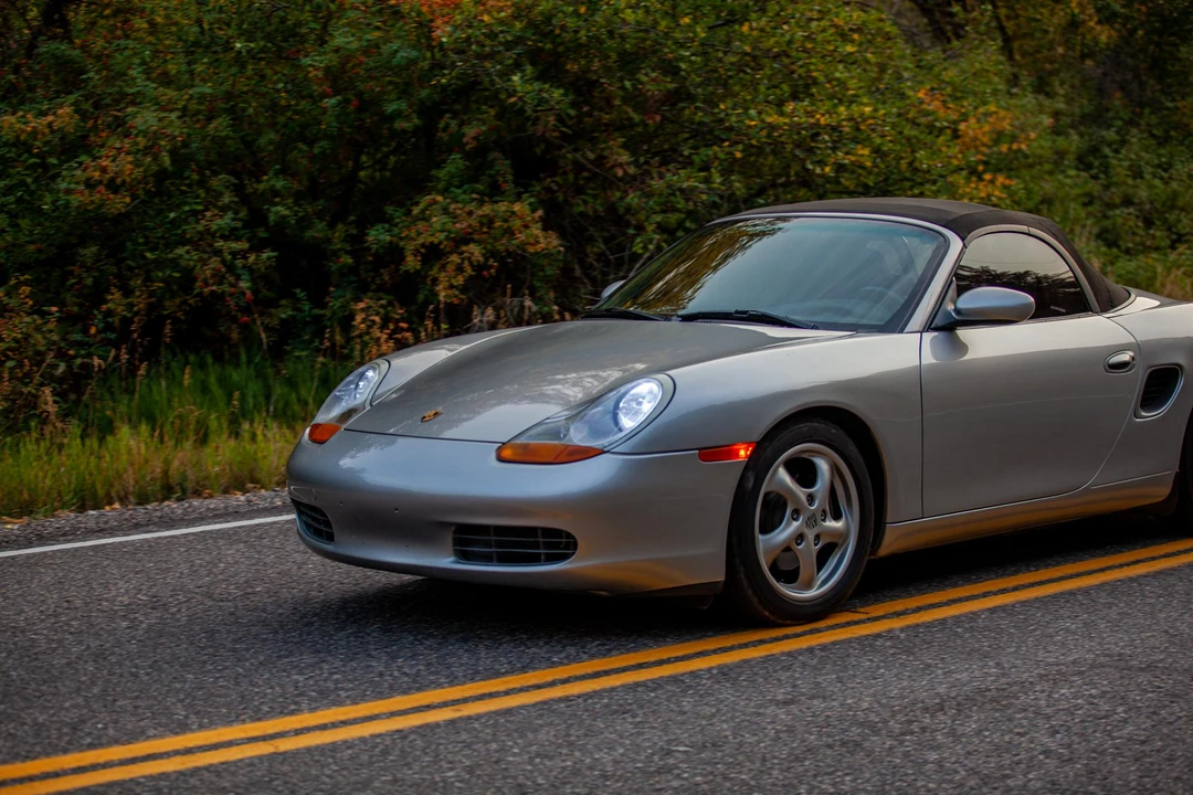 1999 Porsche 986 Boxster - Image 14 of 31