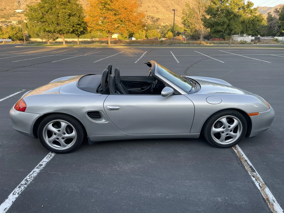 1999 Porsche 986 Boxster - Image 17 of 31