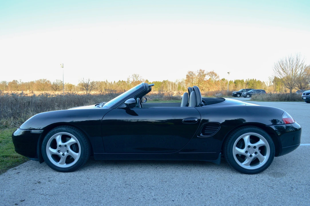 1999 Porsche 986 Boxster - Image 9 of 31