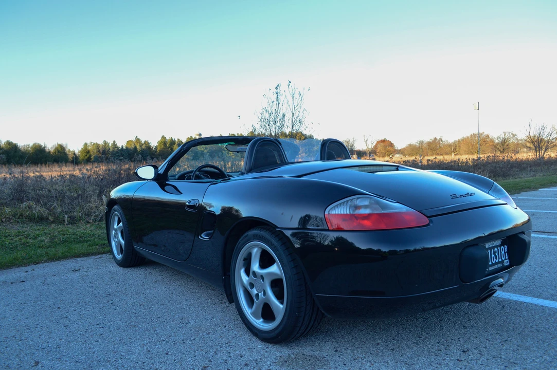 1999 Porsche 986 Boxster - Image 11 of 31