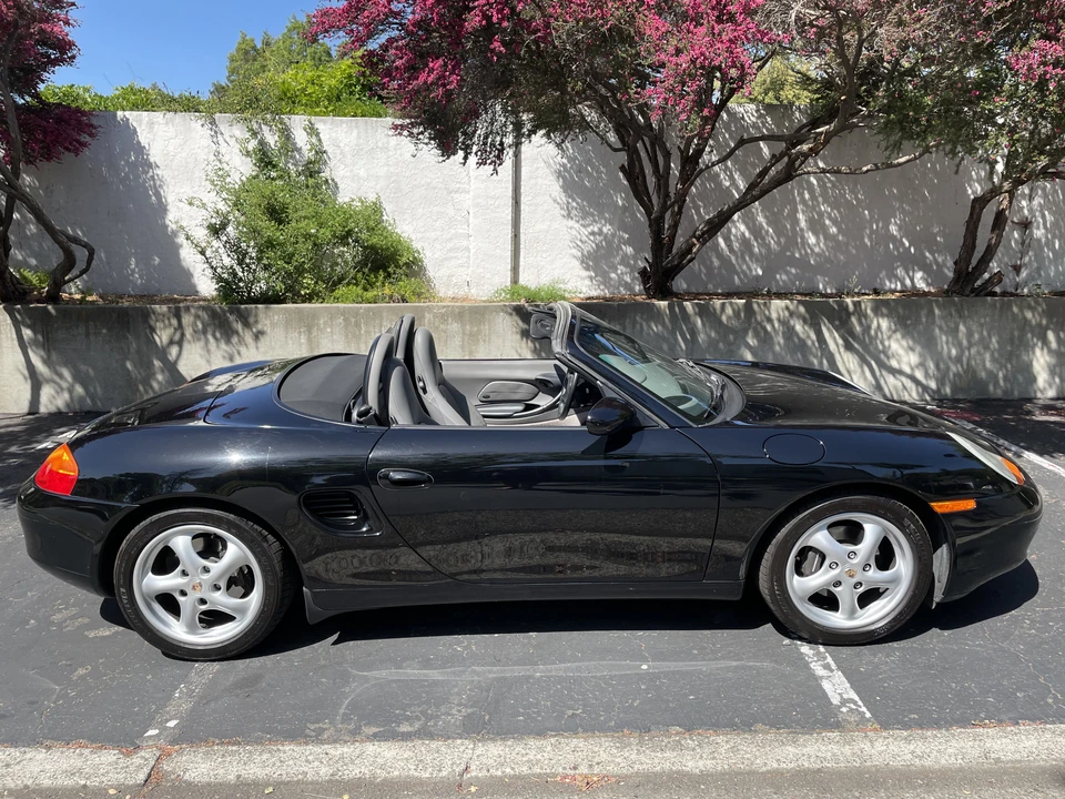 1999 Porsche 986 Boxster - Image 12 of 31