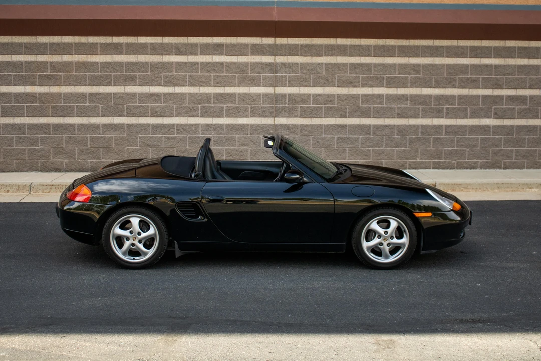 1999 Porsche 986 Boxster - Image 13 of 31