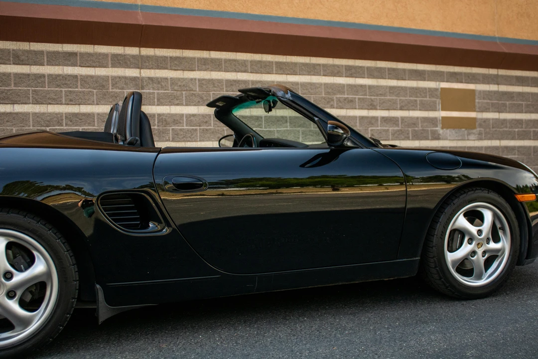 1999 Porsche 986 Boxster - Image 24 of 31