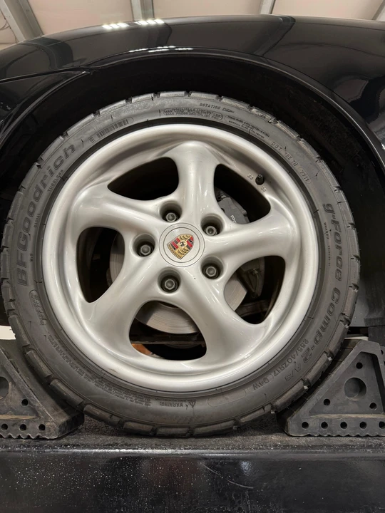 1999 Porsche 986 Boxster - Image 30 of 31