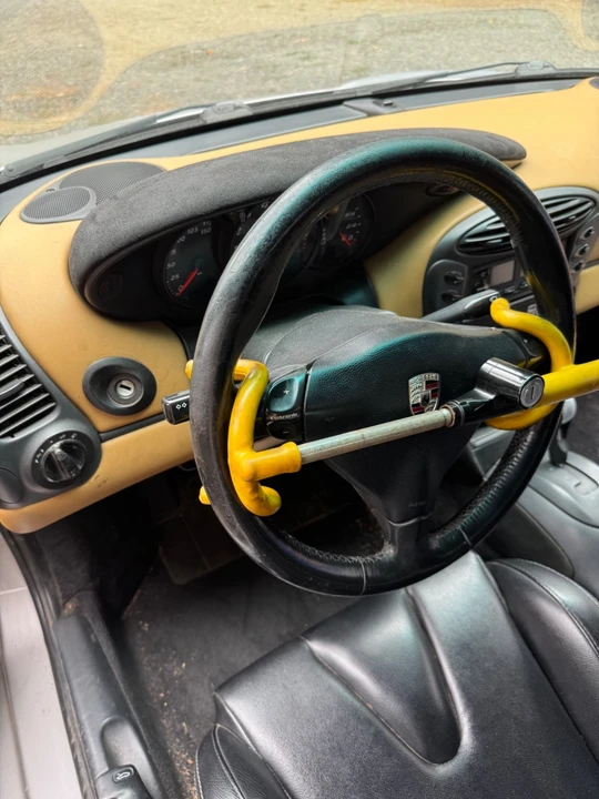 1999 Porsche 986 Boxster - Image 15 of 24