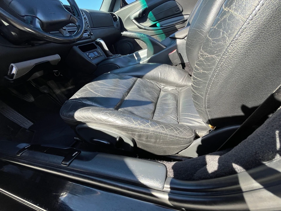 1999 Porsche 986 Boxster - Image 24 of 31