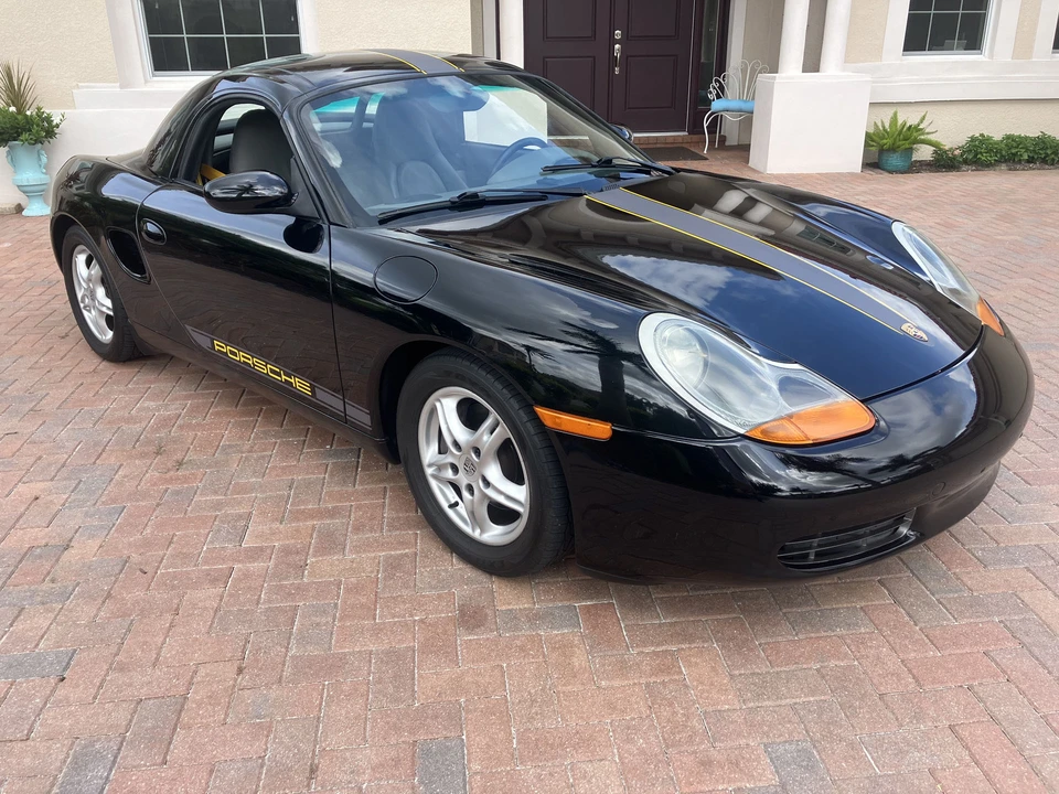 1999 Porsche 986 Boxster - Image 2 of 31