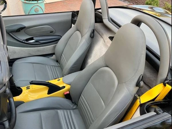1999 Porsche 986 Boxster - Image 11 of 16