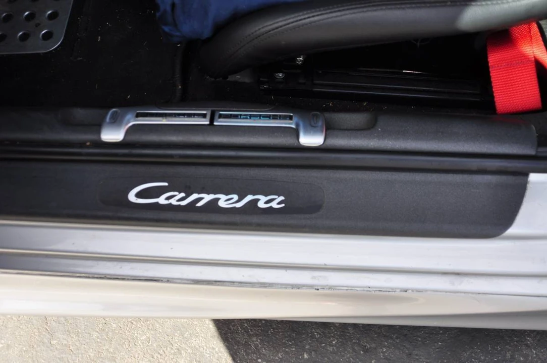 1999 Porsche 996 Carrera - Image 13 of 20