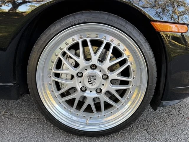 1999 Porsche 996 Carrera - Image 16 of 21
