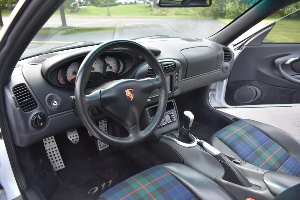 1999 Porsche 996 Carrera - Image 12 of 20