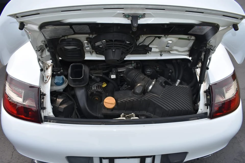 1999 Porsche 996 Carrera - Image 17 of 20