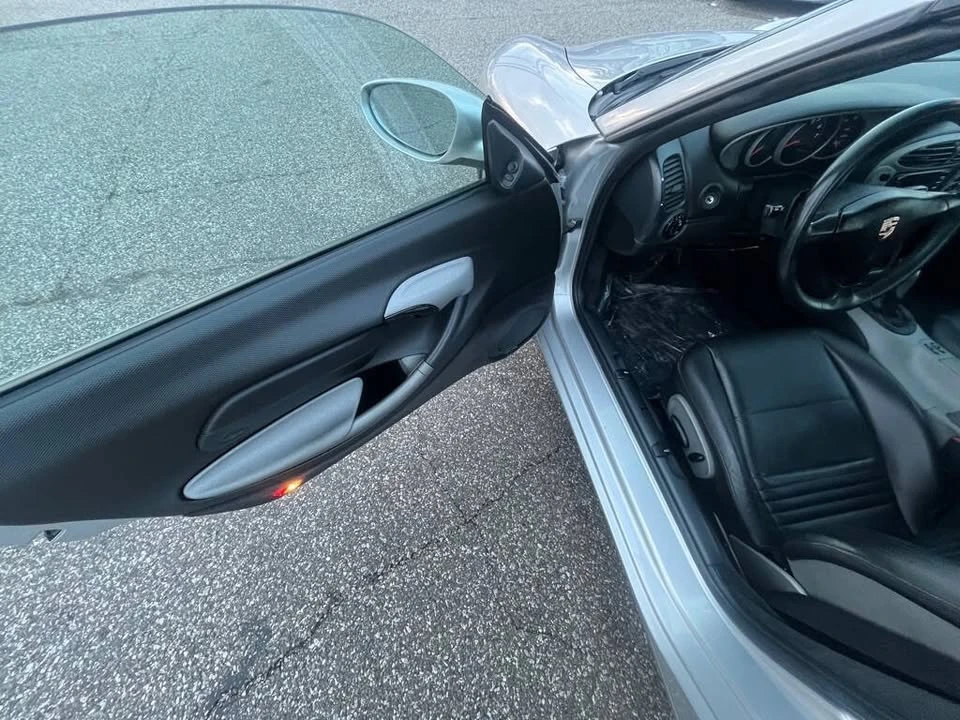 1999 Porsche 986 Boxster - Image 12 of 17