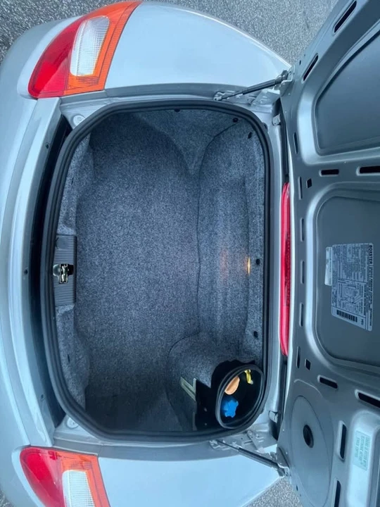 1999 Porsche 986 Boxster - Image 16 of 17