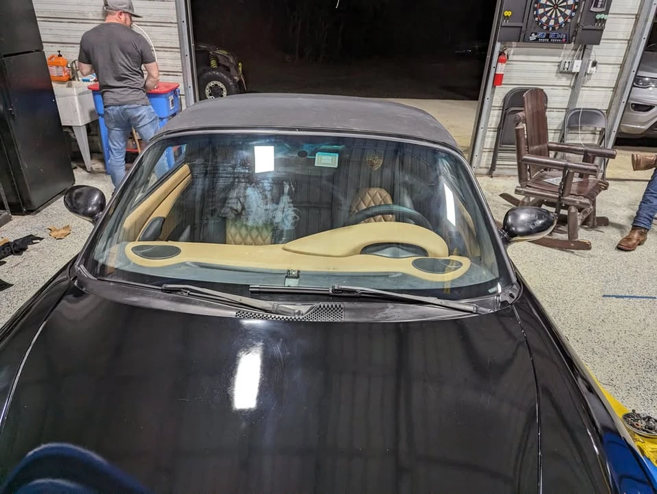 1999 Porsche 986 Boxster - Image 9 of 15
