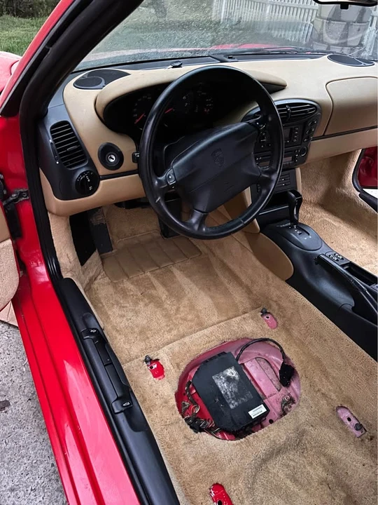 1999 Porsche 986 Boxster - Image 5 of 19