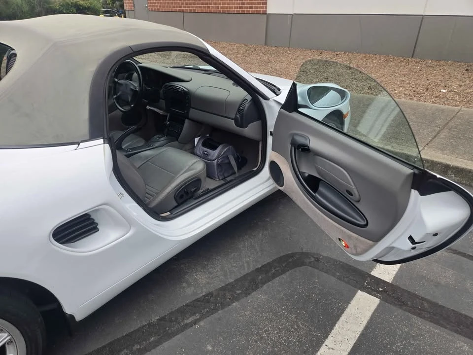 1999 Porsche 986 Boxster - Image 13 of 13