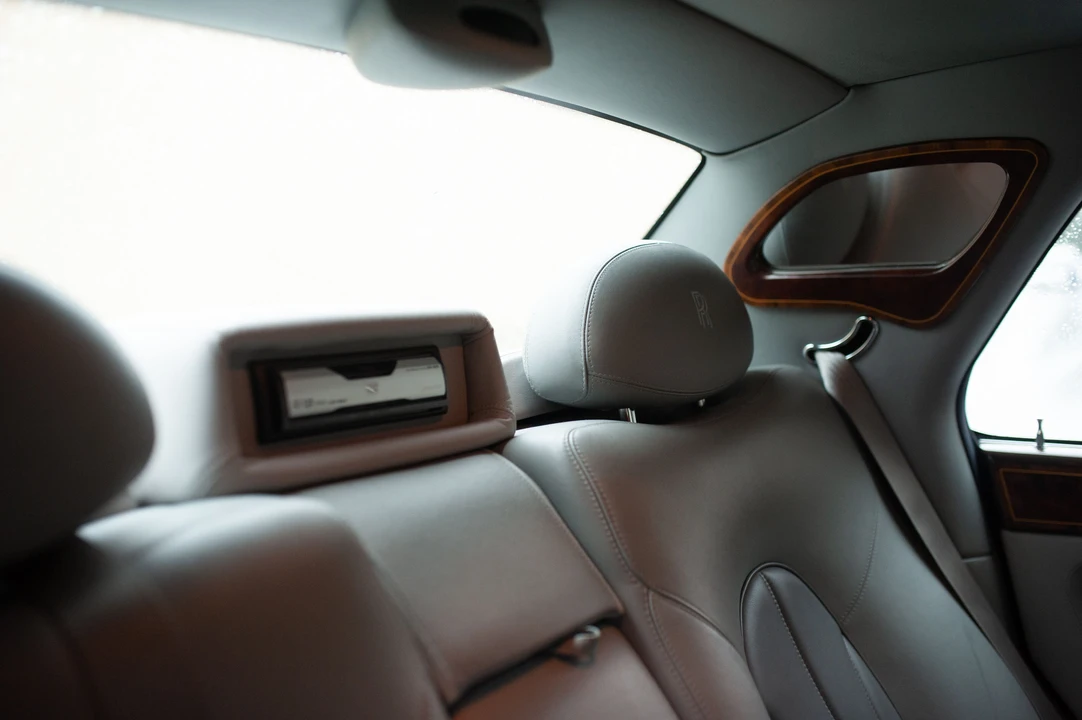 1999 Rolls-Royce Silver Seraph - Image 25 of 31