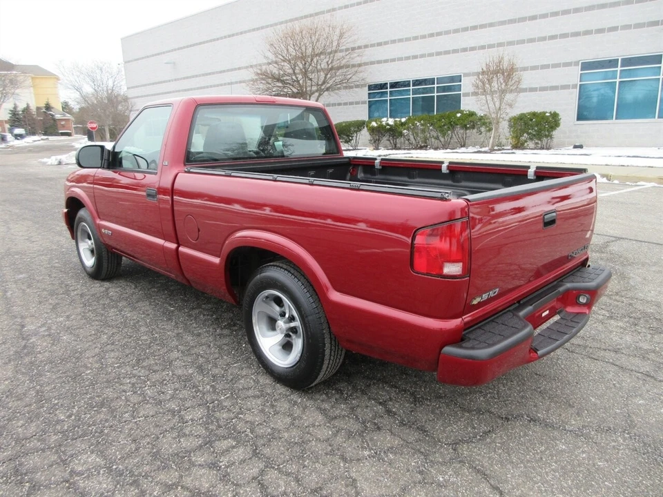 1999 Chevrolet S-10 - Image 3 of 21