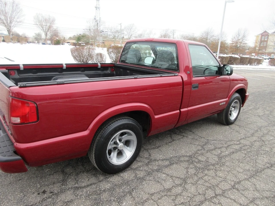 1999 Chevrolet S-10 - Image 19 of 21