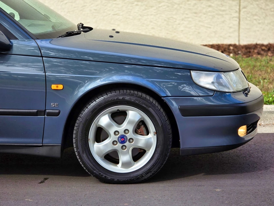 1999 Saab 9-5 1st Gen - Image 11 of 21