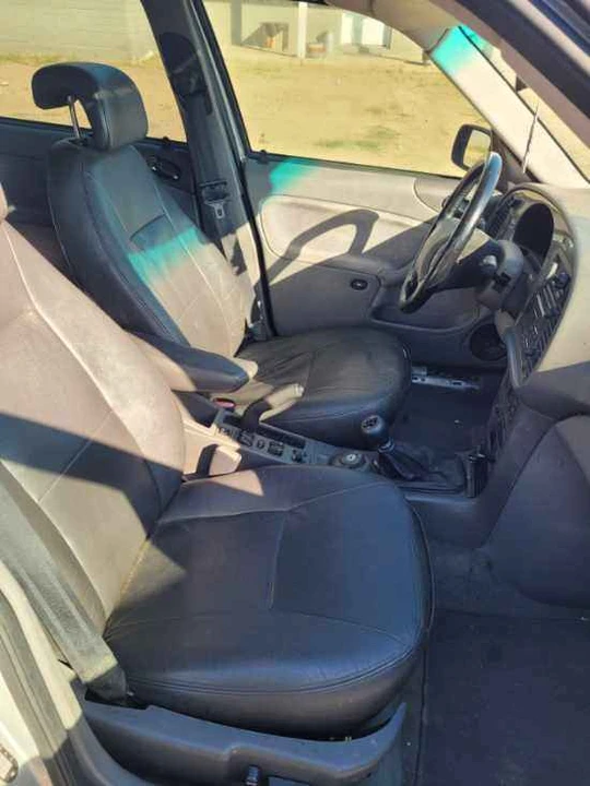 1999 Saab 9-3 1st Gen - Image 5 of 6